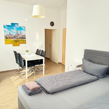 Pension Dresdener Berge Buitenkant foto