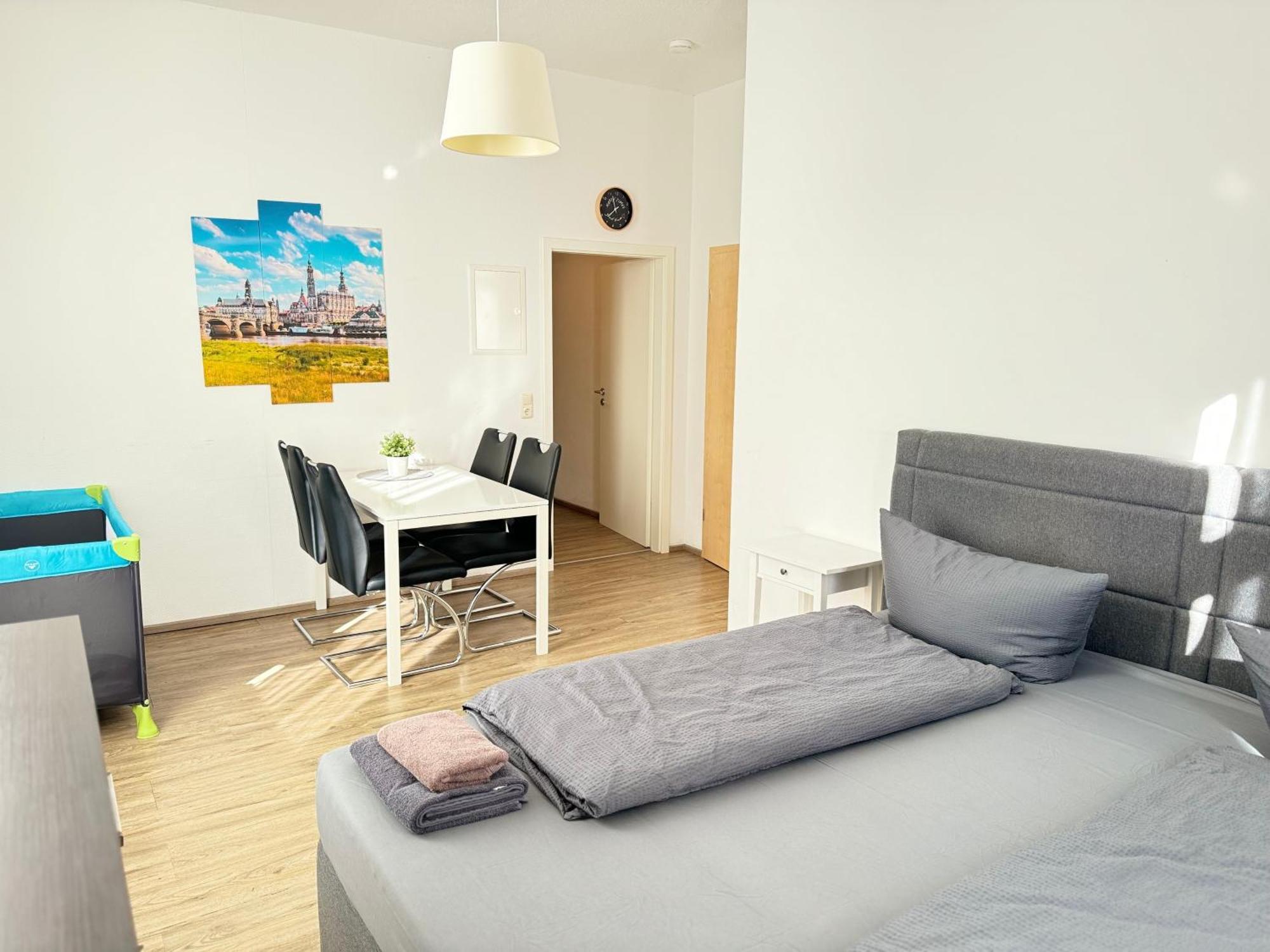 Pension Dresdener Berge Buitenkant foto